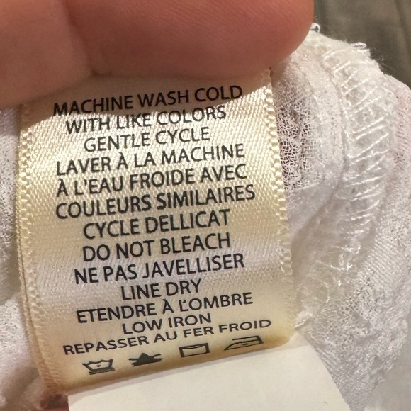 🤍MAX STUDIO Women's Seersucker Short Sleeve Shirt - Picture 13 of 13